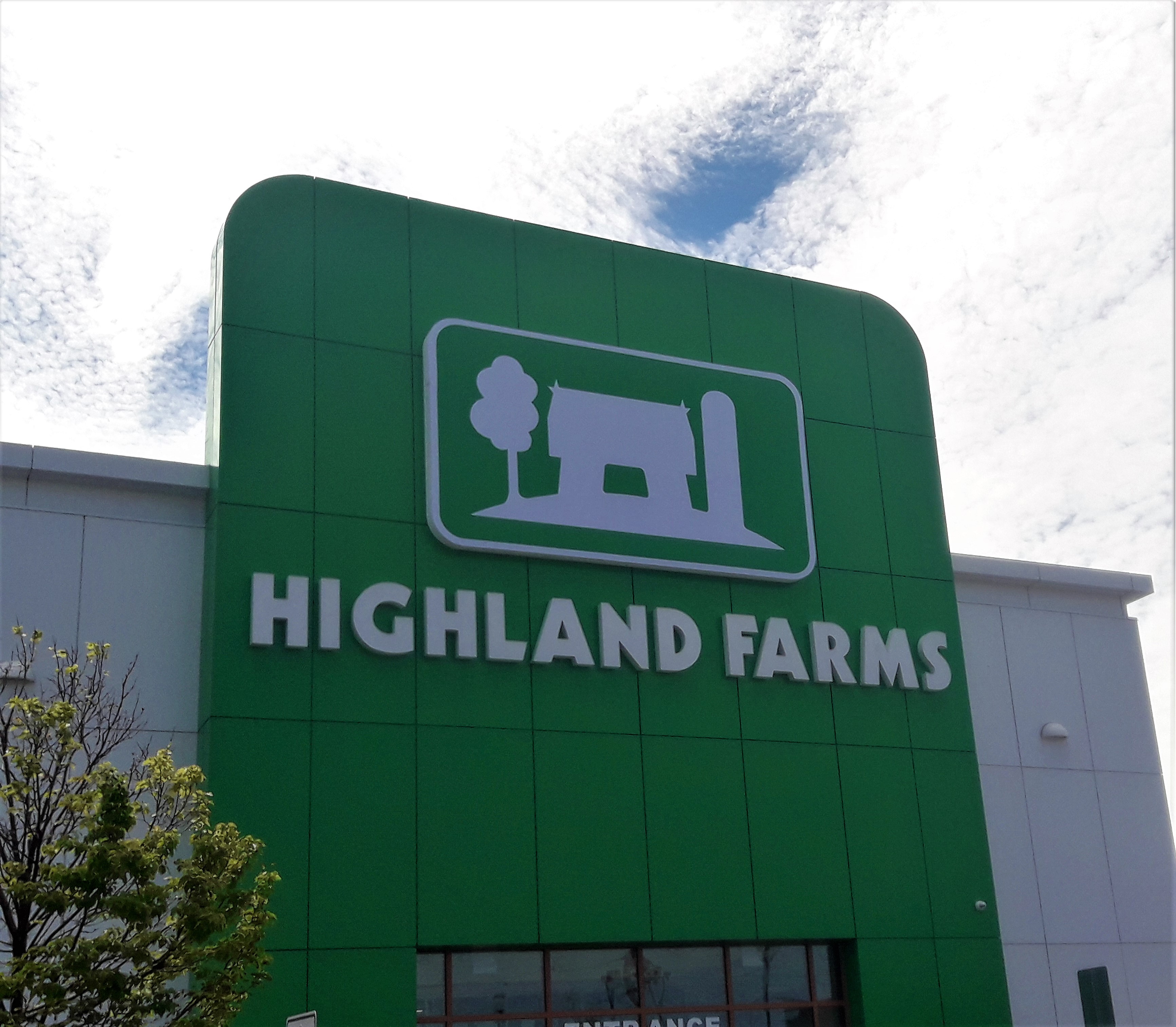Highland Farms Roberts Signs & Awnings